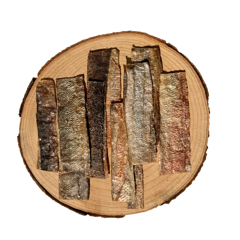 peau de saumon séchée pour chien, 
friandise saumon, friandise naturelle 100 % saumon, riche en oméga-3